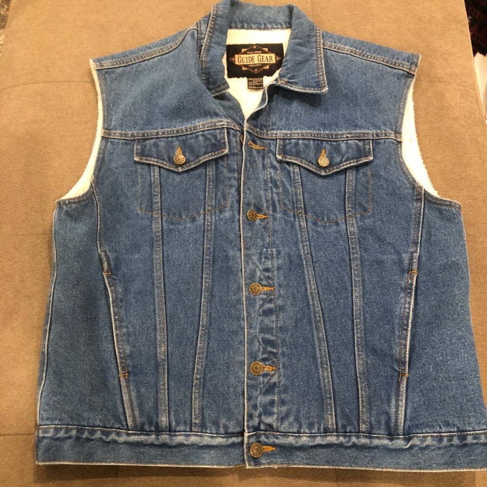 NWOT men’s jean vest